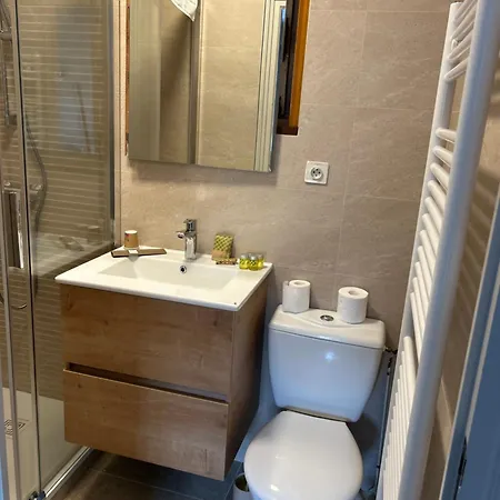 Comme Chez Soi Hotel