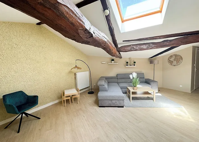 Comme Chez Soi Hotel *