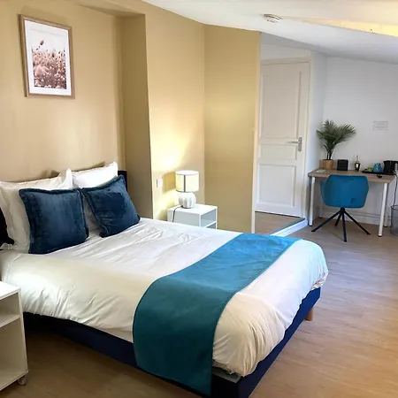 Comme Chez Soi Hotel Jas