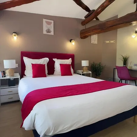 Comme Chez Soi Hotel