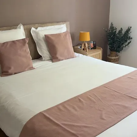 Comme Chez Soi Hotel